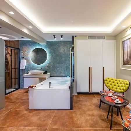 Merkezde Jakuzili Daire - Ocekhomes Meva Appartement